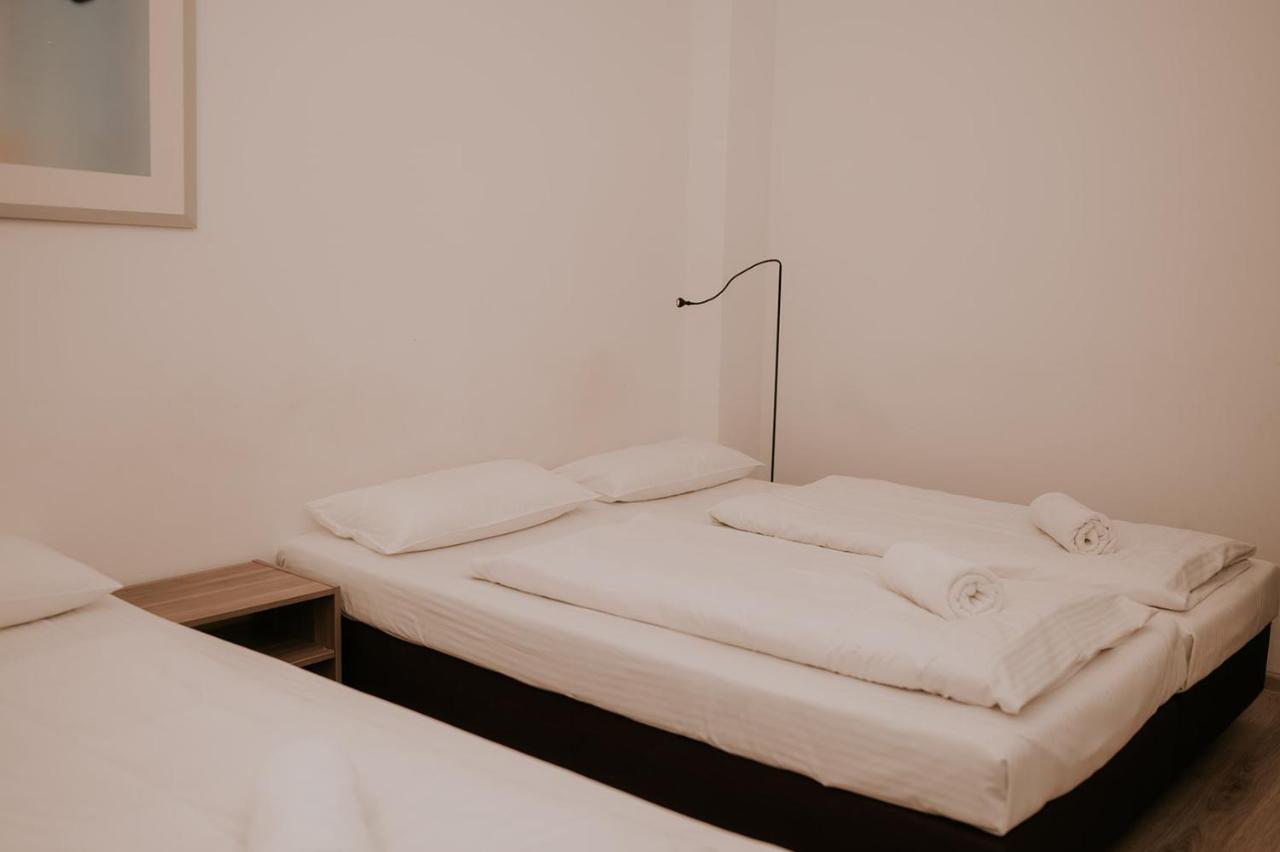 Hotel Garden Olesnica  Ngoại thất bức ảnh