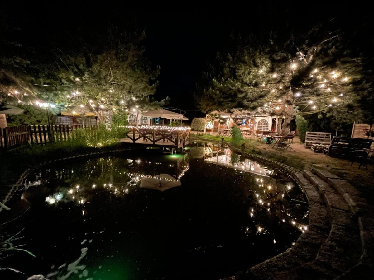 Hotel Garden Olesnica  Ngoại thất bức ảnh