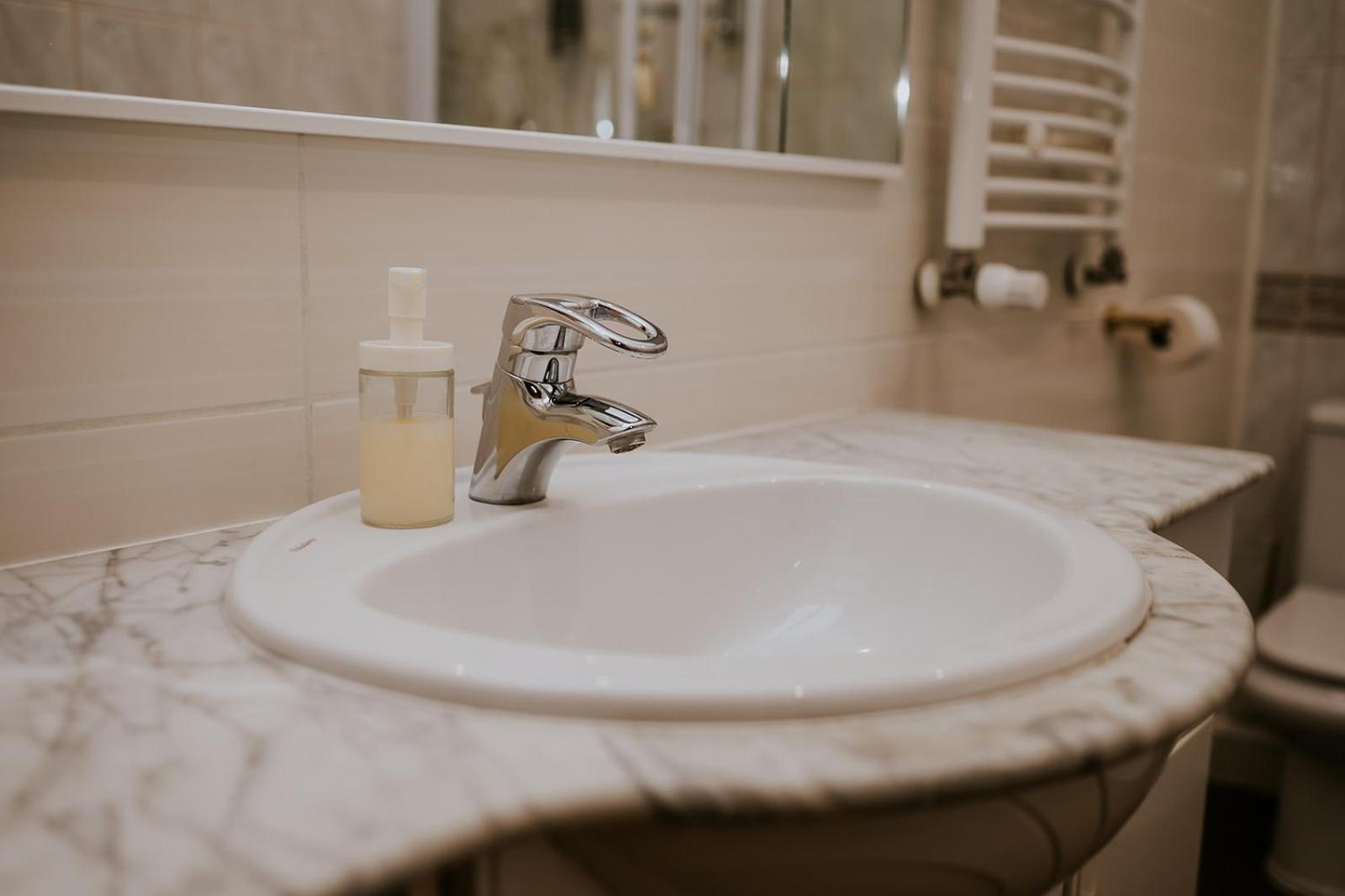 Hotel Garden Olesnica  Ngoại thất bức ảnh